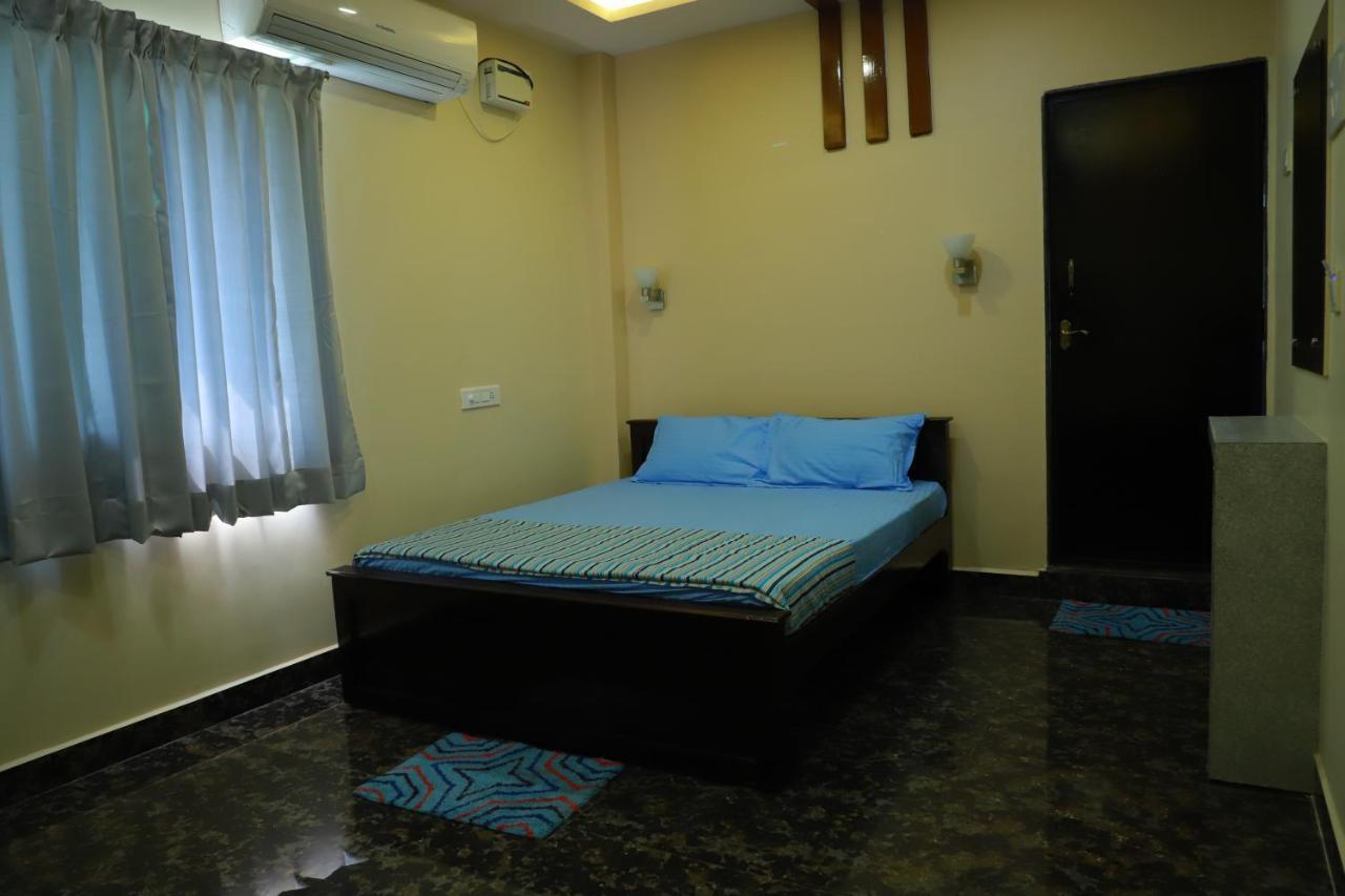 Lsr Hill View Residency Hotel Srikalahasti Exterior foto